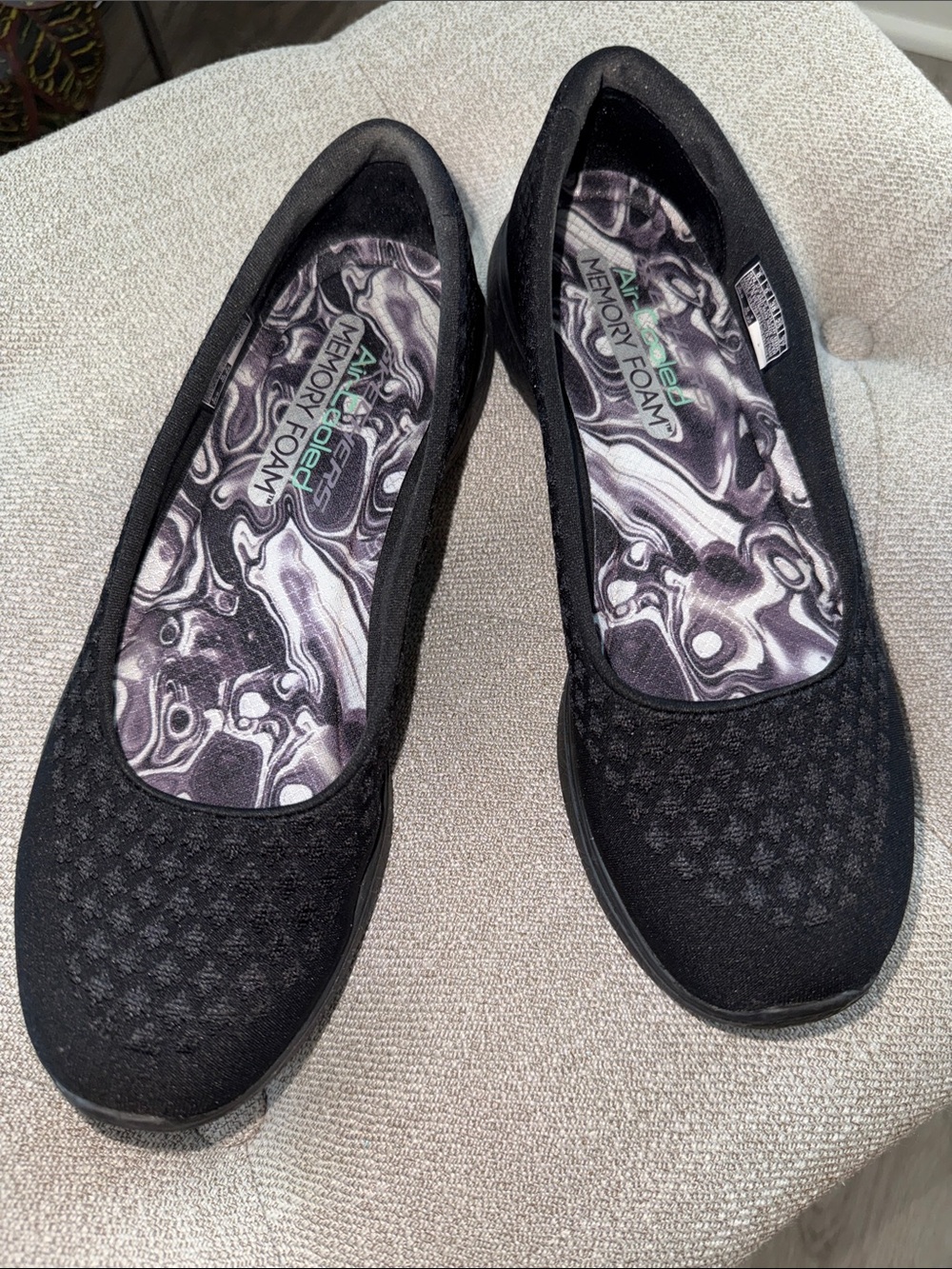 Skechers Women’s Black Memory Foam Slip-On Flats